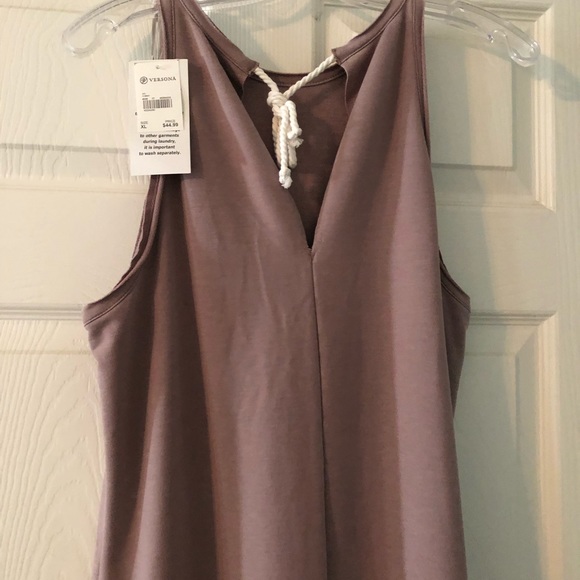 Tee shirt dress. - Picture 2 of 3